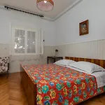 Apartment Apartments By The Sea Sumpetar, Omis - 949