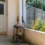 Apartment Apartments By The Sea Sumpetar, Omis - 949 Jesenice (Split-Dalmatia)
